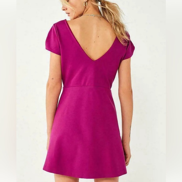NWT UO Maria Short Sleeve Ponte Mini Dress, Magenta-Purple - Picture 2 of 8
